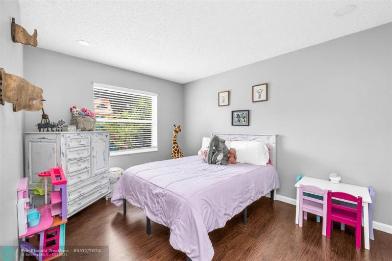  Single Family Homes Photo 22: 3950 NW 54th Ct  Coconut Creek,  FL 33073