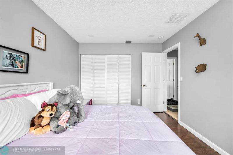  Single Family Homes Photo 23: 3950 NW 54th Ct  Coconut Creek,  FL 33073