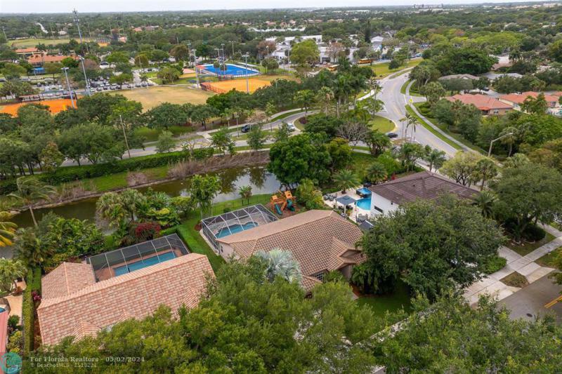  Single Family Homes Photo 34: 3950 NW 54th Ct  Coconut Creek,  FL 33073