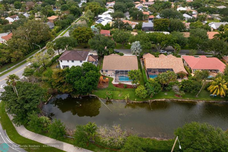  Single Family Homes Photo 37: 3950 NW 54th Ct  Coconut Creek,  FL 33073