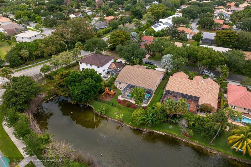  Single Family Homes Photo 38: 3950 NW 54th Ct  Coconut Creek,  FL 33073