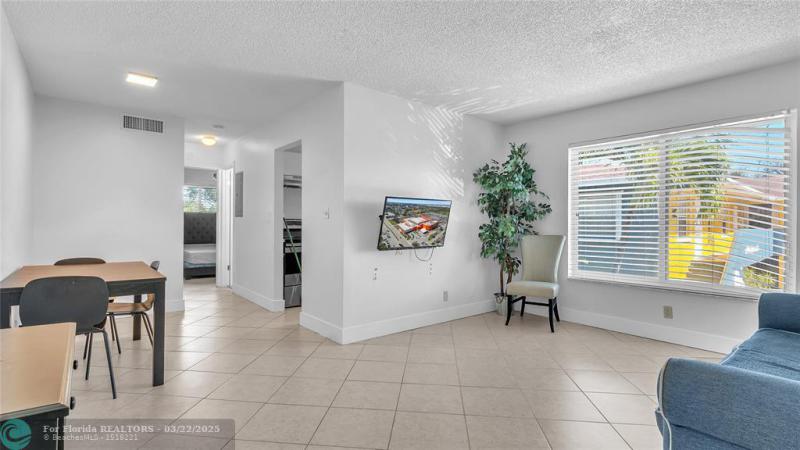 Duplex, Triplex and Fourplex Images