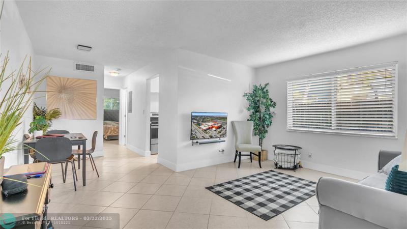 Duplex, Triplex and Fourplex Images