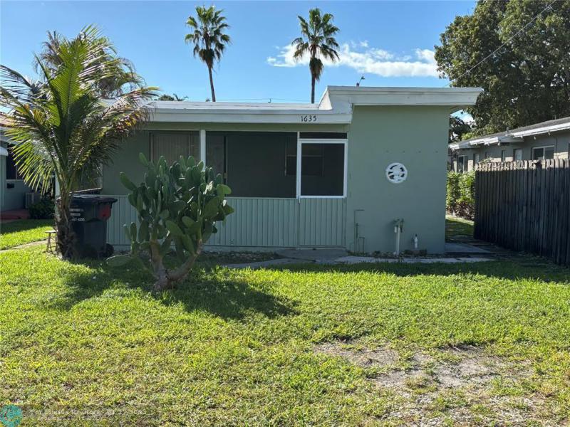 Duplex, Triplex and Fourplex Images