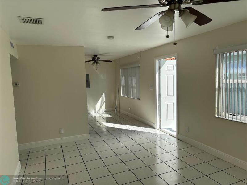 Duplex, Triplex and Fourplex Images