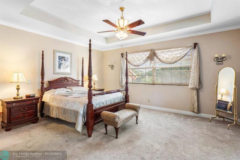  Single Family Homes Photo 25: 5811 NW 80th Ter  Parkland,  FL 33067