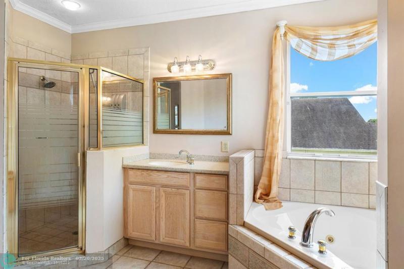  Single Family Homes Photo 30: 5811 NW 80th Ter  Parkland,  FL 33067