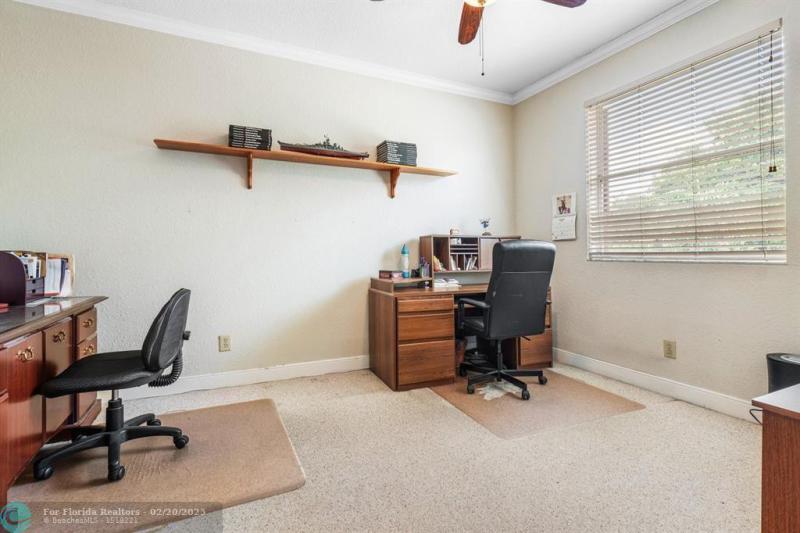  Single Family Homes Photo 36: 5811 NW 80th Ter  Parkland,  FL 33067