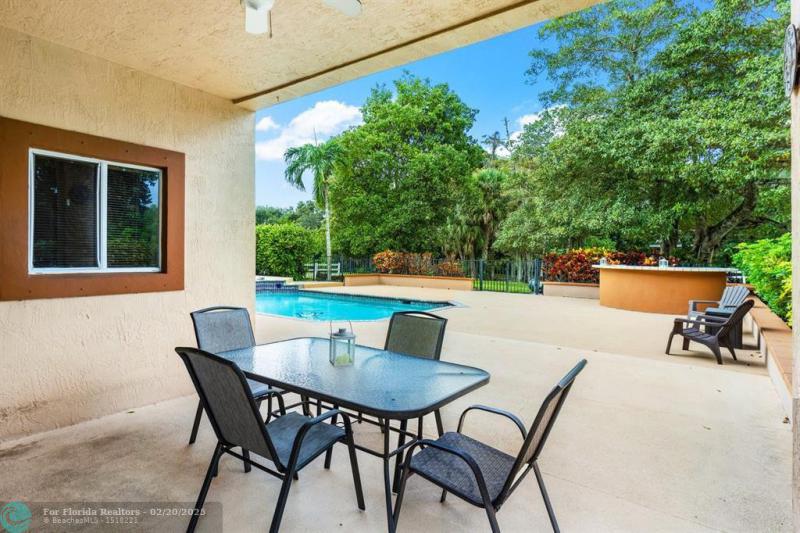  Single Family Homes Photo 40: 5811 NW 80th Ter  Parkland,  FL 33067