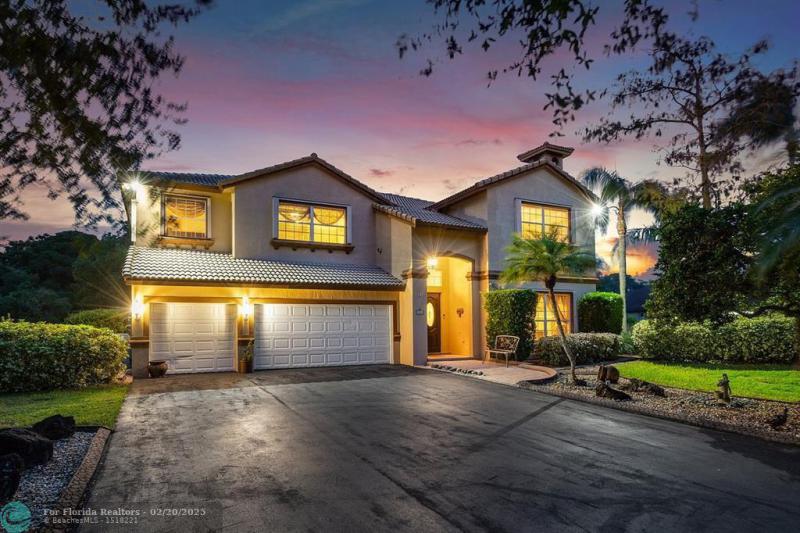  Single Family Homes Photo 5: 5811 NW 80th Ter  Parkland,  FL 33067