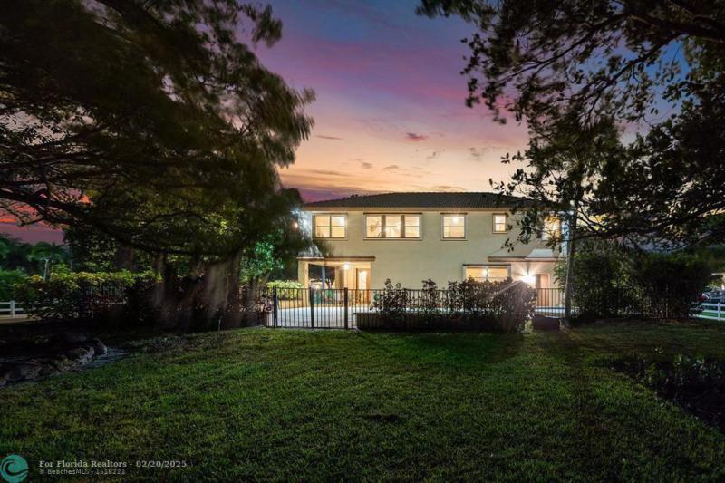  Single Family Homes Photo 52: 5811 NW 80th Ter  Parkland,  FL 33067