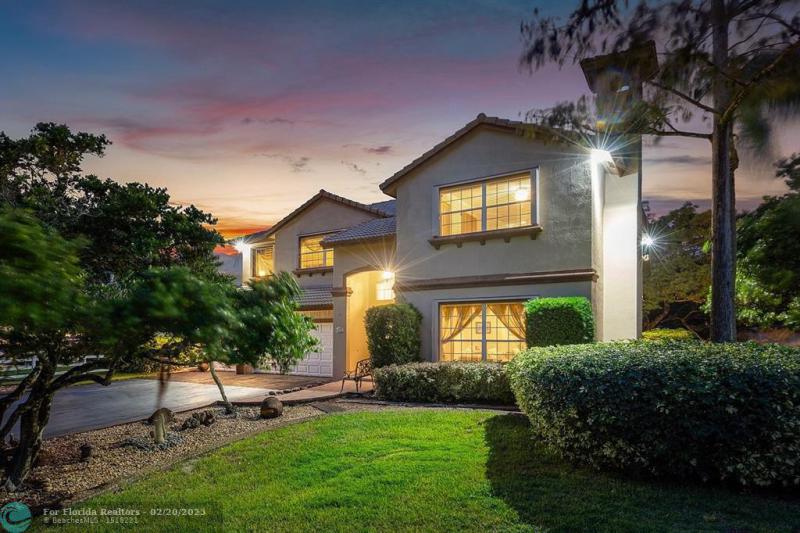  Single Family Homes Photo 7: 5811 NW 80th Ter  Parkland,  FL 33067