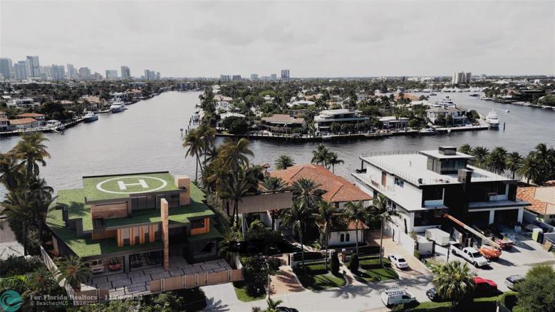  Single Family Homes Photo 3: 513 Middle River Dr  Fort Lauderdale,  FL 33304