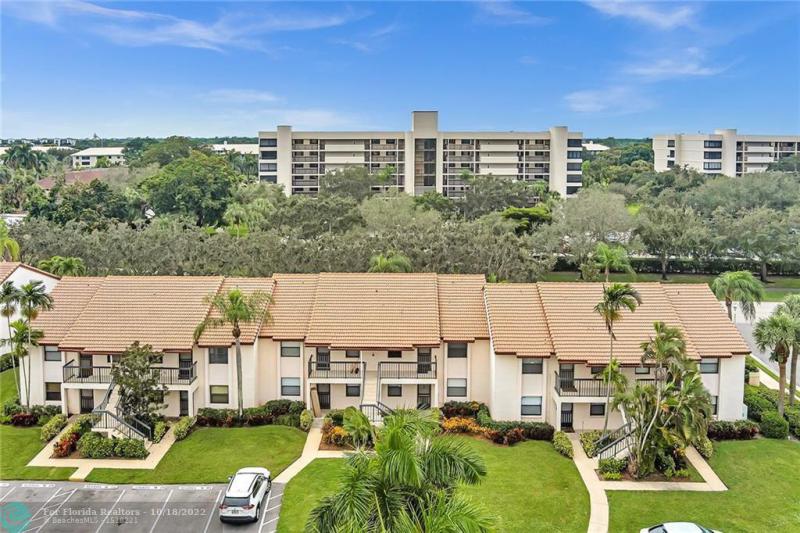  Condo & Townhome Photos