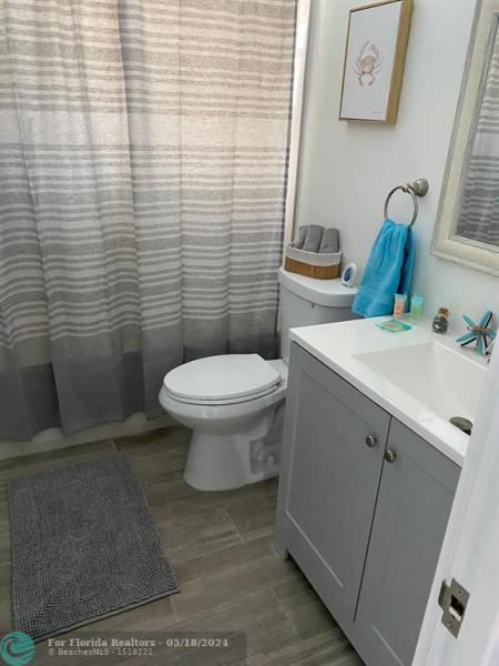  Single Family Homes Photo 14: 5504 SW 43rd Ter  Dania Beach,  FL 33314