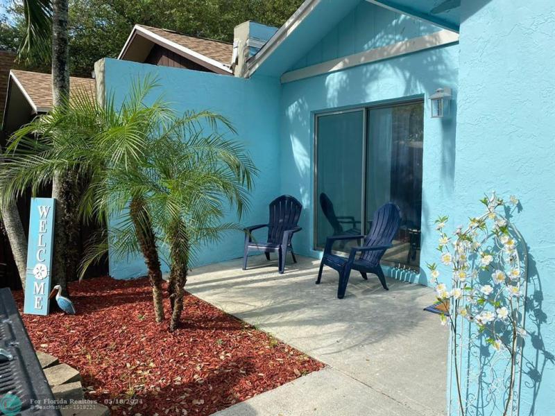  Single Family Homes Photo 15: 5504 SW 43rd Ter  Dania Beach,  FL 33314