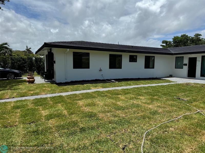 Duplex, Triplex and Fourplex Images