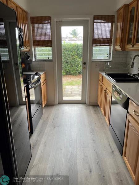 Duplex, Triplex and Fourplex Images