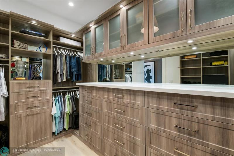  Single Family Homes Photo 35: 520 Intracoastal Drive  Fort Lauderdale,  FL 33304