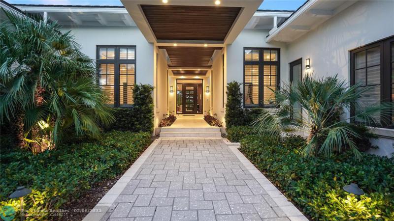  Single Family Homes Photo 5: 520 Intracoastal Drive  Fort Lauderdale,  FL 33304