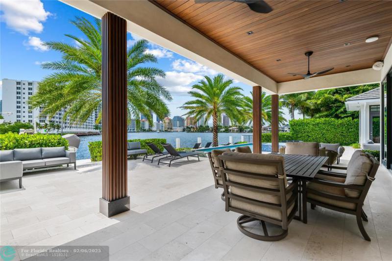  Single Family Homes Photo 55: 520 Intracoastal Drive  Fort Lauderdale,  FL 33304