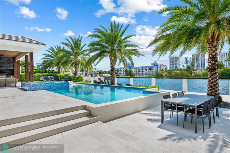  Single Family Homes Photo 56: 520 Intracoastal Drive  Fort Lauderdale,  FL 33304