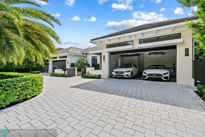  Single Family Homes Photo 66: 520 Intracoastal Drive  Fort Lauderdale,  FL 33304