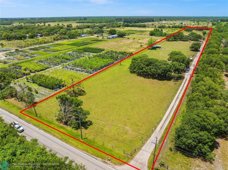  Commercial & Industrial Land Images 