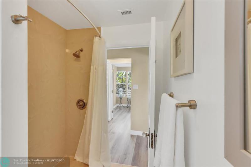 Duplex, Triplex and Fourplex Images