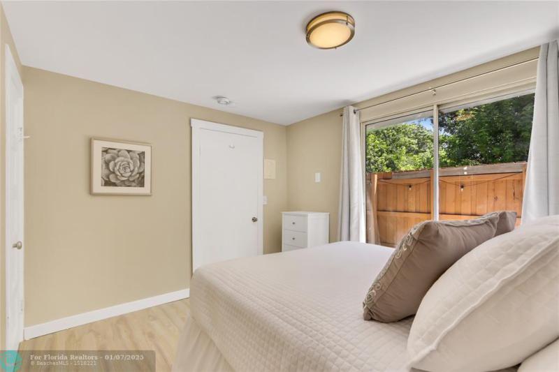 Duplex, Triplex and Fourplex Images