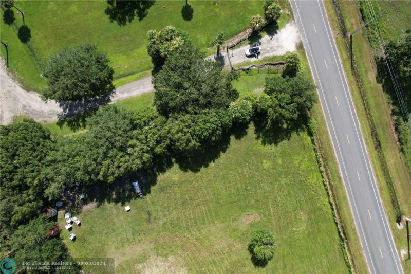  Commercial & Industrial Land Images 