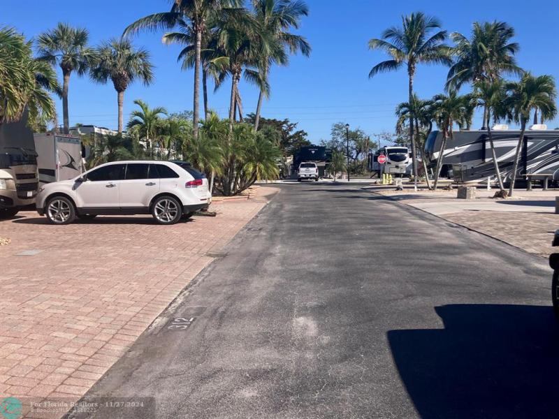 Duplex, Triplex and Fourplex Images