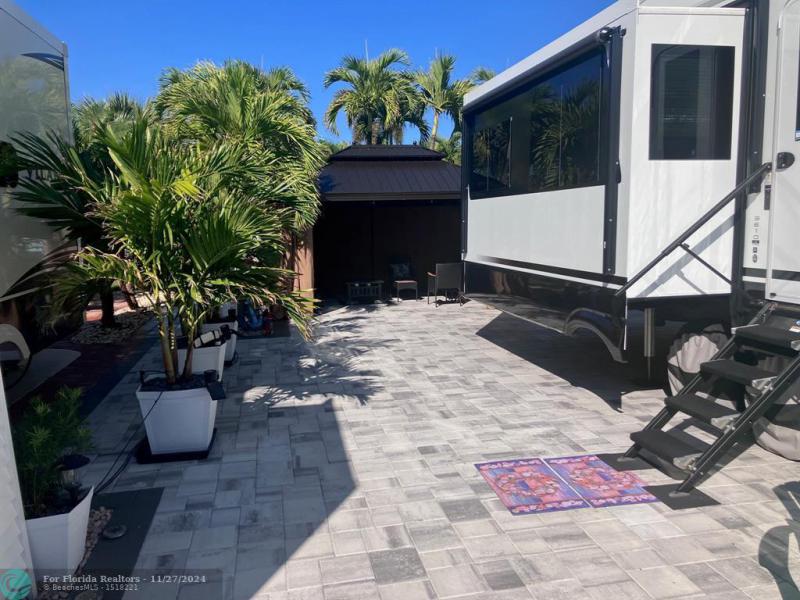 Duplex, Triplex and Fourplex Images