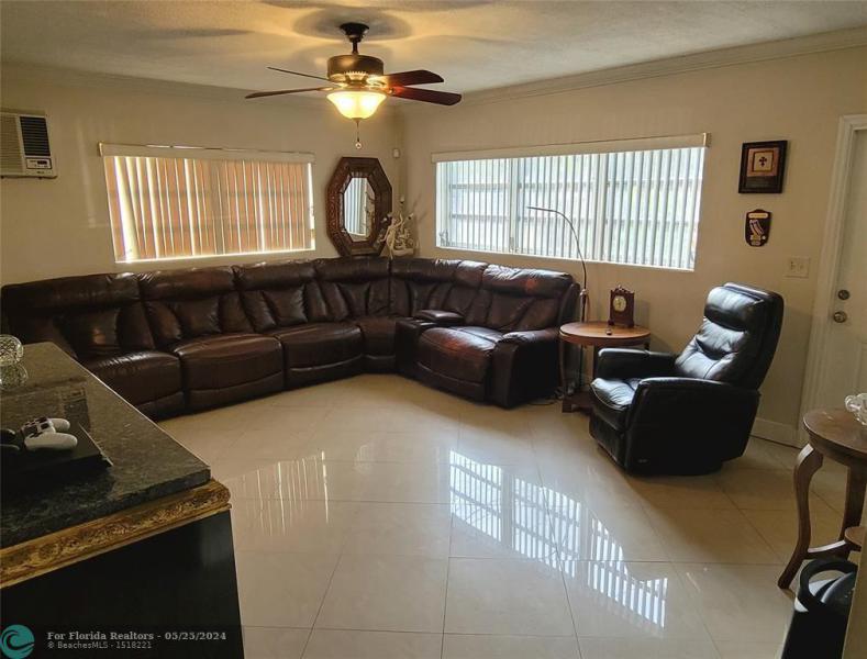  Commercial & Industrial Land Images 