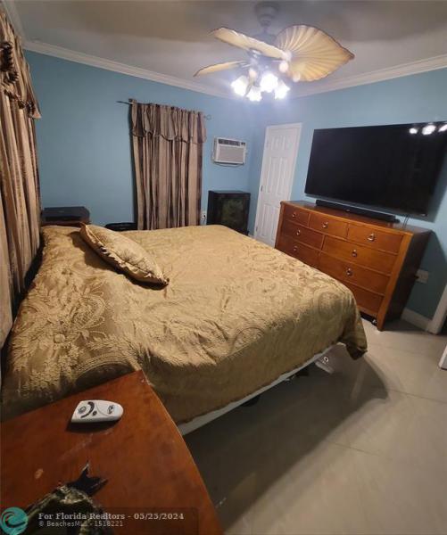  Commercial & Industrial Land Images 