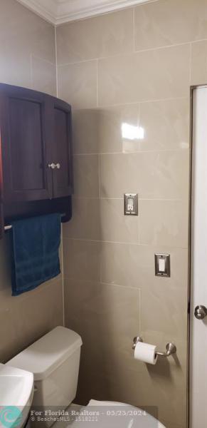  Commercial & Industrial Land Images 