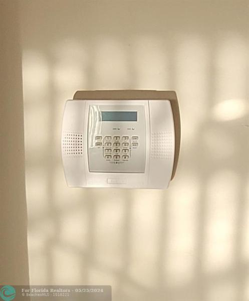  Commercial & Industrial Land Images 