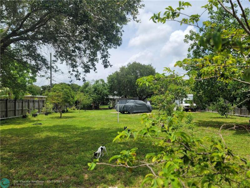  Commercial & Industrial Land Images 