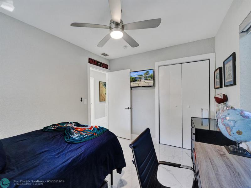 Single Family Homes Photo 36: 1667 N Dixie Hwy  Fort Lauderdale,  FL 33305