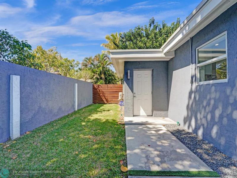  Single Family Homes Photo 40: 1667 N Dixie Hwy  Fort Lauderdale,  FL 33305
