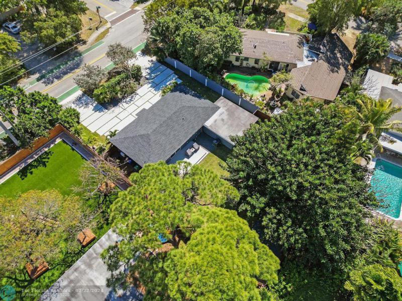  Single Family Homes Photo 45: 1667 N Dixie Hwy  Fort Lauderdale,  FL 33305