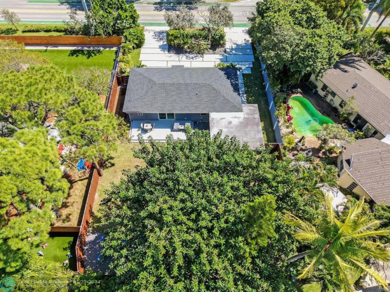  Single Family Homes Photo 60: 1667 N Dixie Hwy  Fort Lauderdale,  FL 33305