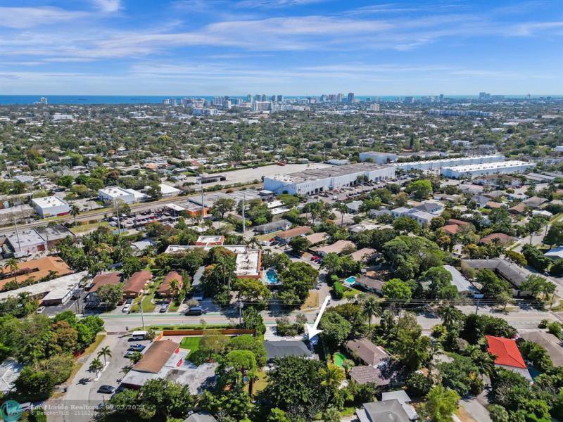  Single Family Homes Photo 62: 1667 N Dixie Hwy  Fort Lauderdale,  FL 33305