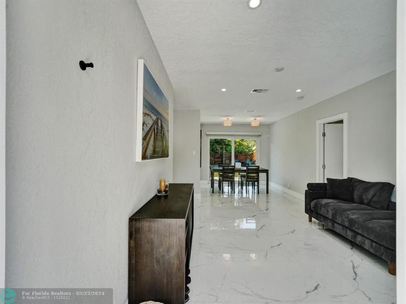  Single Family Homes Photo 73: 1667 N Dixie Hwy  Fort Lauderdale,  FL 33305