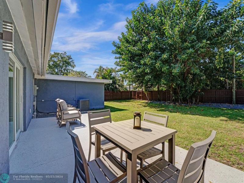  Single Family Homes Photo 90: 1667 N Dixie Hwy  Fort Lauderdale,  FL 33305