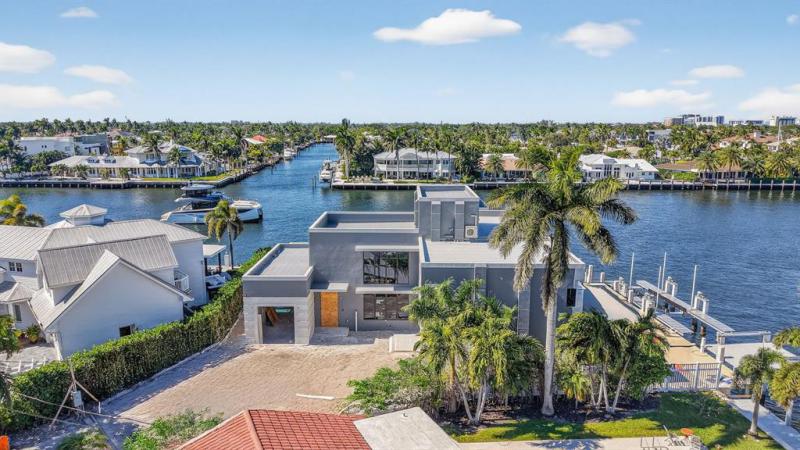  Single Family Homes Photo 34: 3025 NE 25th St  Fort Lauderdale,  FL 33305