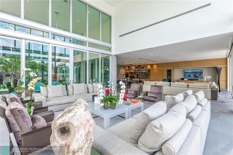  Single Family Homes Photo 15:  Fort Lauderdale,  FL 33301