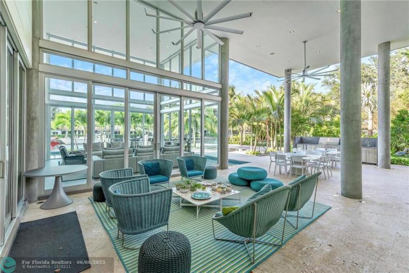  Single Family Homes Photo 26:  Fort Lauderdale,  FL 33301