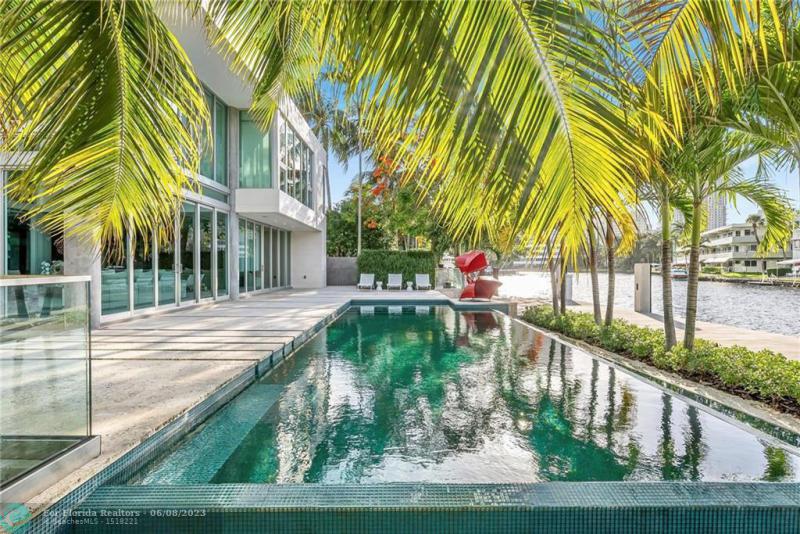  Single Family Homes Photo 32:  Fort Lauderdale,  FL 33301