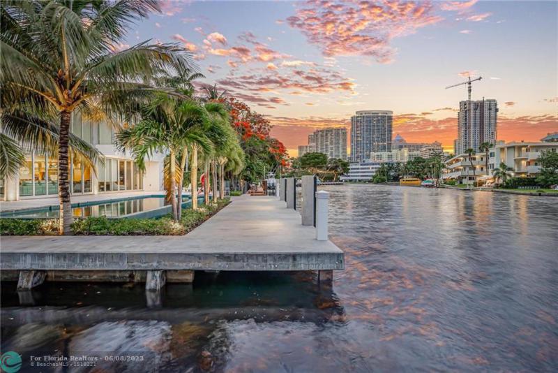 Single Family Homes Photo 4:  Fort Lauderdale,  FL 33301